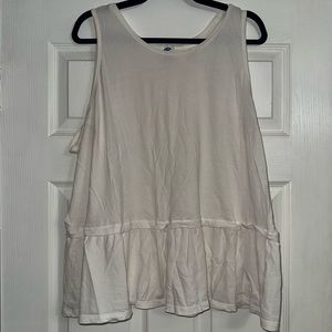Women’s Old Navy sleeveless shirt size xxl
